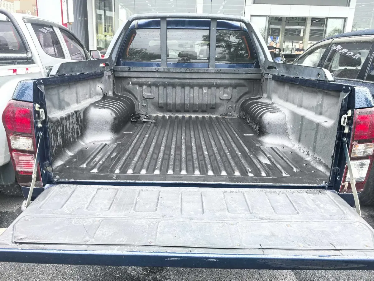 2020 Isuzu LingTuo 2.5T 150HP L4 6AT,autocango,china used car exporter,china ev exporter,chinese used car exporter,chinese used ev exporter
