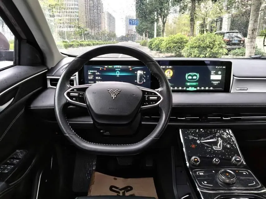 2022 Venucia Grand V 1.5T 190HP L4 7DCT,autocango,china used car exporter,china ev exporter,chinese used car exporter,chinese used ev exporter