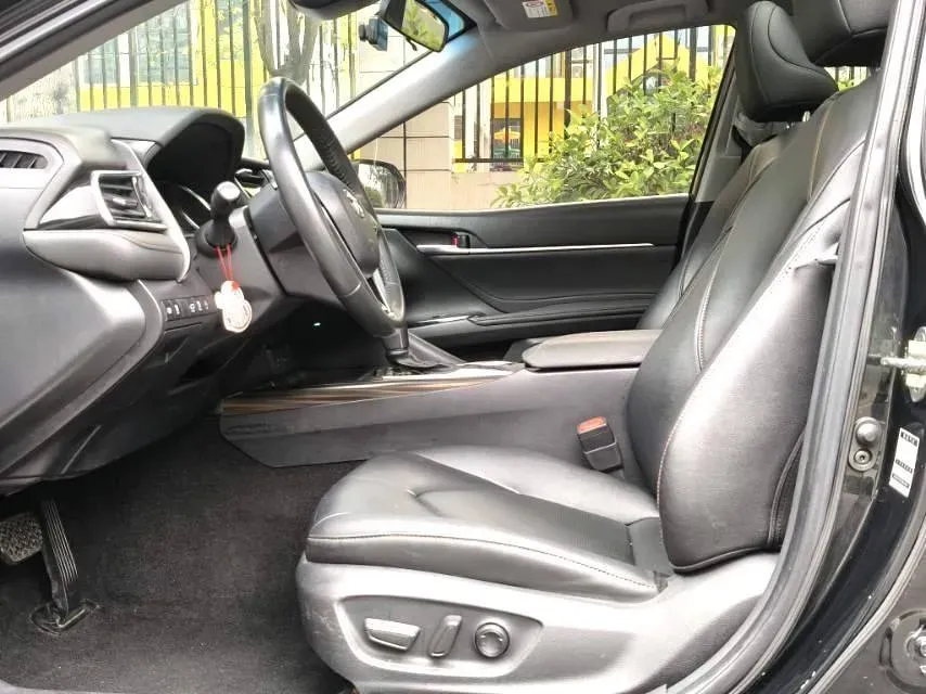 2019 Toyota Camry 2.5L 209HP L4 8AT,autocango,china used car exporter,china ev exporter,chinese used car exporter,chinese used ev exporter