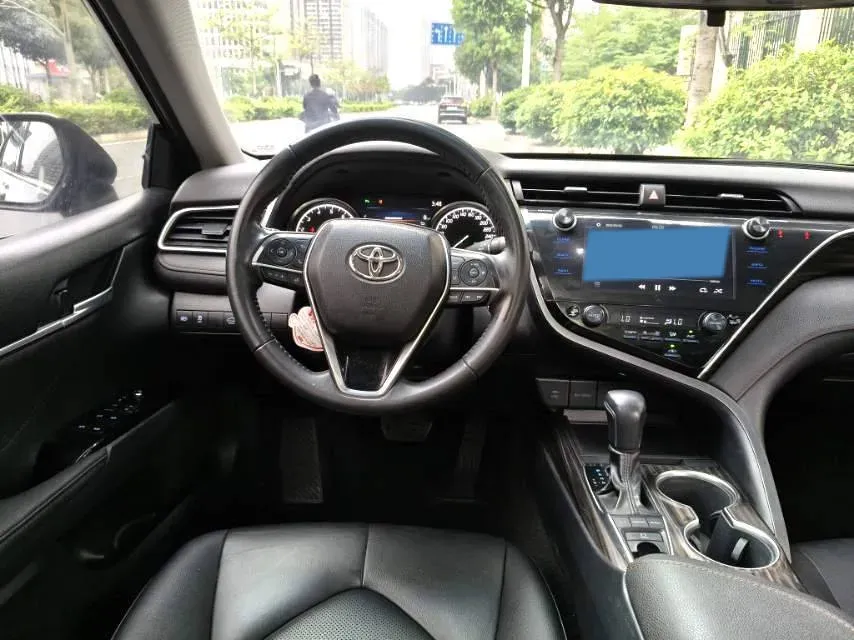 2019 Toyota Camry 2.5L 209HP L4 8AT,autocango,china used car exporter,china ev exporter,chinese used car exporter,chinese used ev exporter