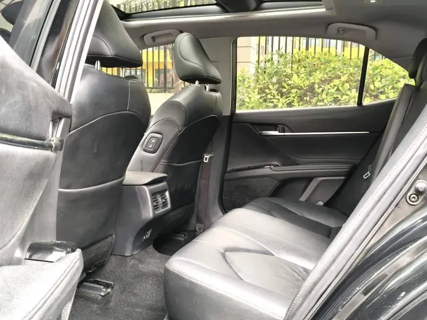 2019 Toyota Camry 2.5L 209HP L4 8AT,autocango,china used car exporter,china ev exporter,chinese used car exporter,chinese used ev exporter