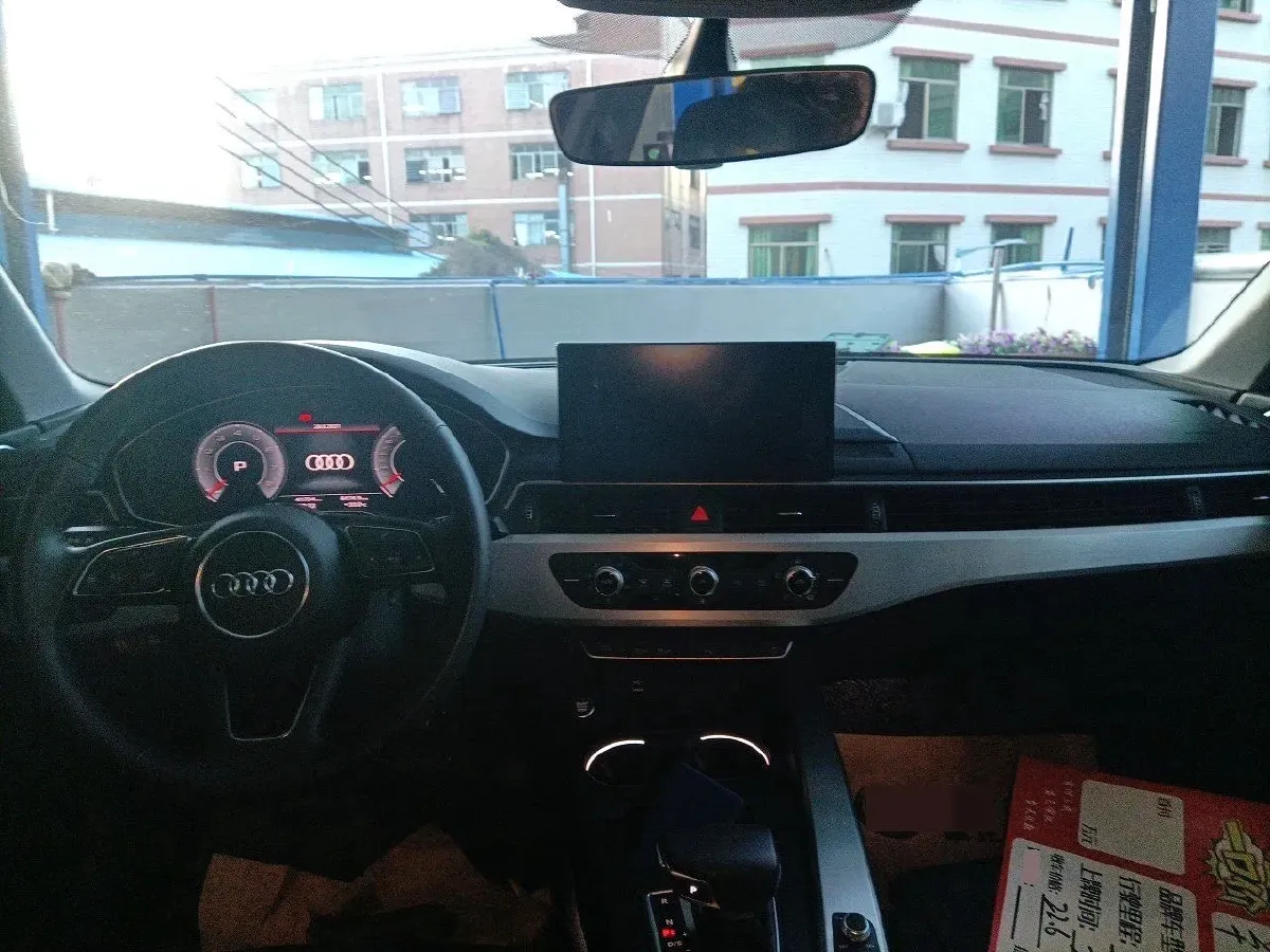2020 Audi A4L 2.0T 190HP L4 7DCT,autocango,china used car exporter,china ev exporter,chinese used car exporter,chinese used ev exporter