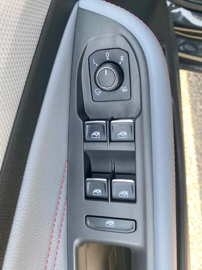 2023 Volkswagen Lamando 1.4T 150HP L4 7DCT,autocango,china used car exporter,china ev exporter,chinese used car exporter,chinese used ev exporter