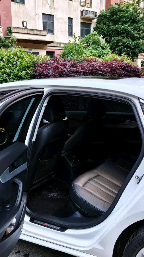 2019 Lexus UX 2.0L 146HP L4 E-CVT Hybrid,autocango,china used car exporter,china ev exporter,chinese used car exporter,chinese used ev exporter