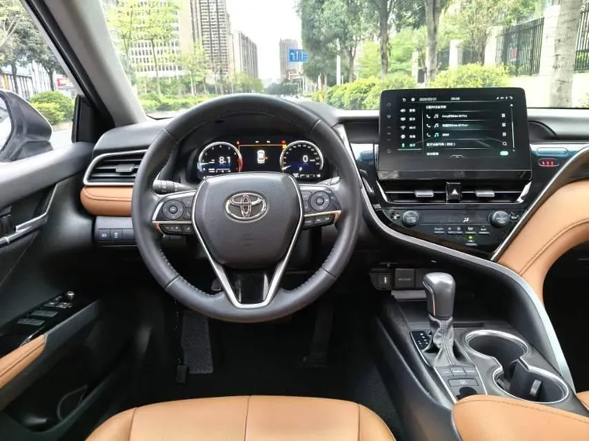 2021 Toyota Camry 2.5L 209HP L4 8AT,autocango,china used car exporter,china ev exporter,chinese used car exporter,chinese used ev exporter