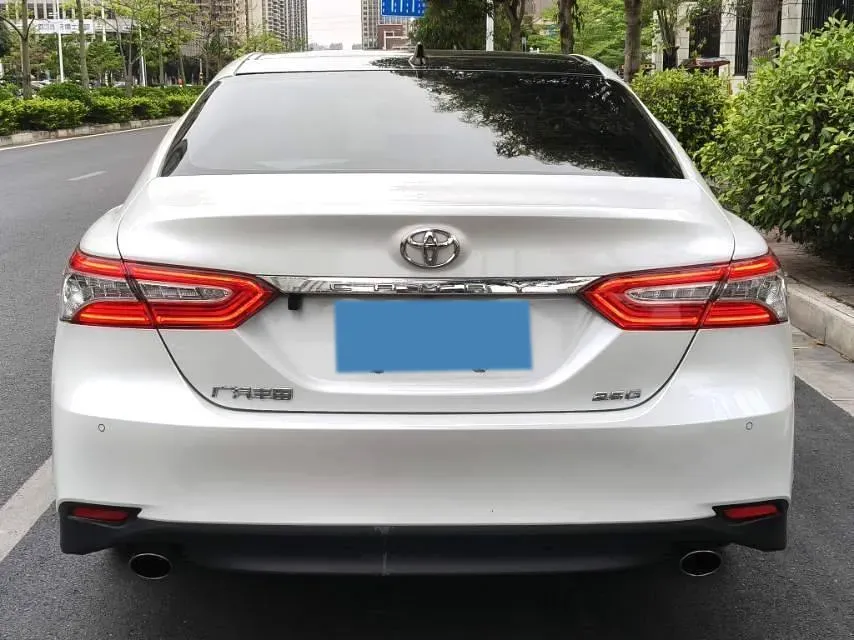 2021 Toyota Camry 2.5L 209HP L4 8AT,autocango,china used car exporter,china ev exporter,chinese used car exporter,chinese used ev exporter