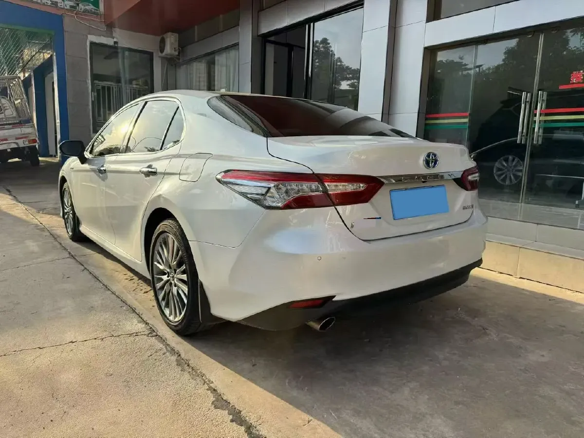 2019 Toyota Camry 2.5L 178HP L4 E-CVT Hybrid,autocango,china used car exporter,china ev exporter,chinese used car exporter,chinese used ev exporter