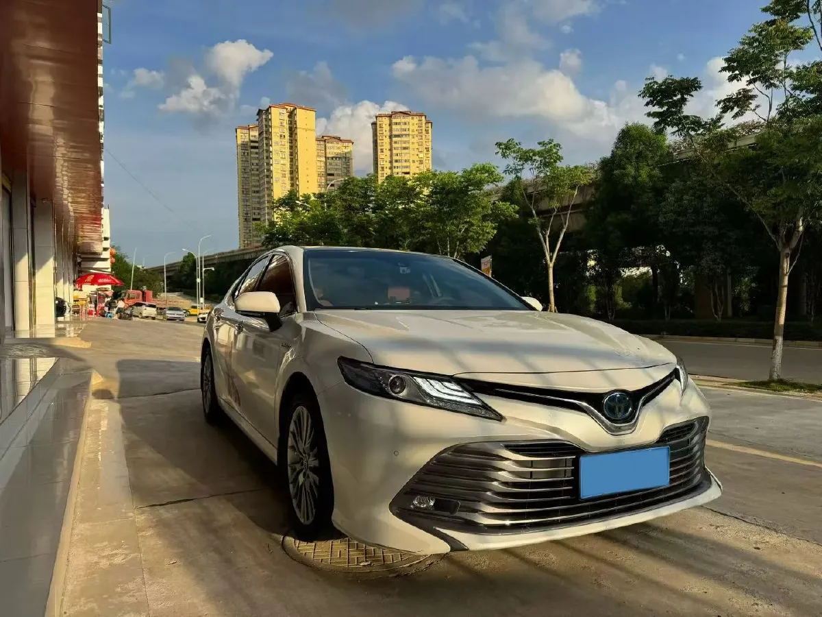 2019 Toyota Camry 2.5L 178HP L4 E-CVT Hybrid,autocango,china used car exporter,china ev exporter,chinese used car exporter,chinese used ev exporter