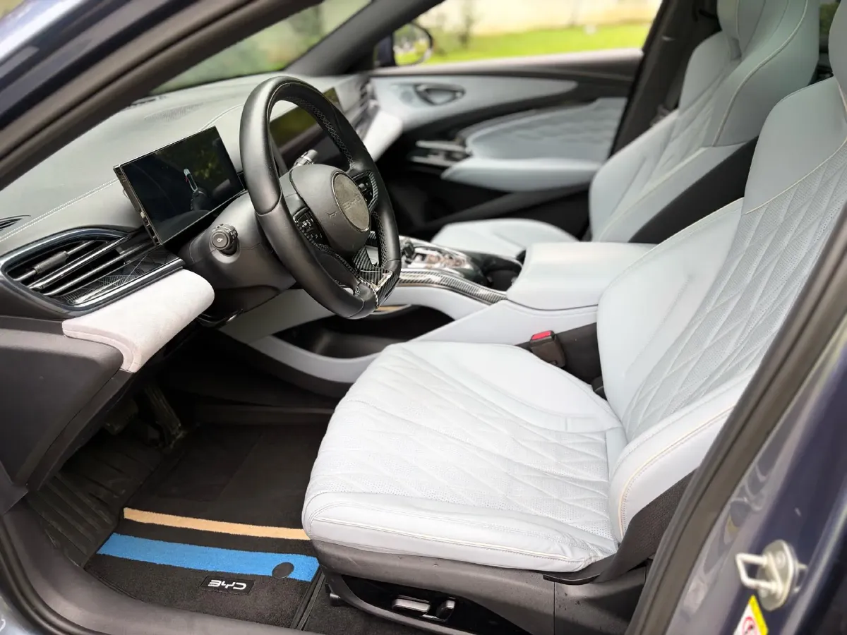 2022 MAXUS DaJia 5 BEV 70KWH,autocango,china used car exporter,china ev exporter,chinese used car exporter,chinese used ev exporter