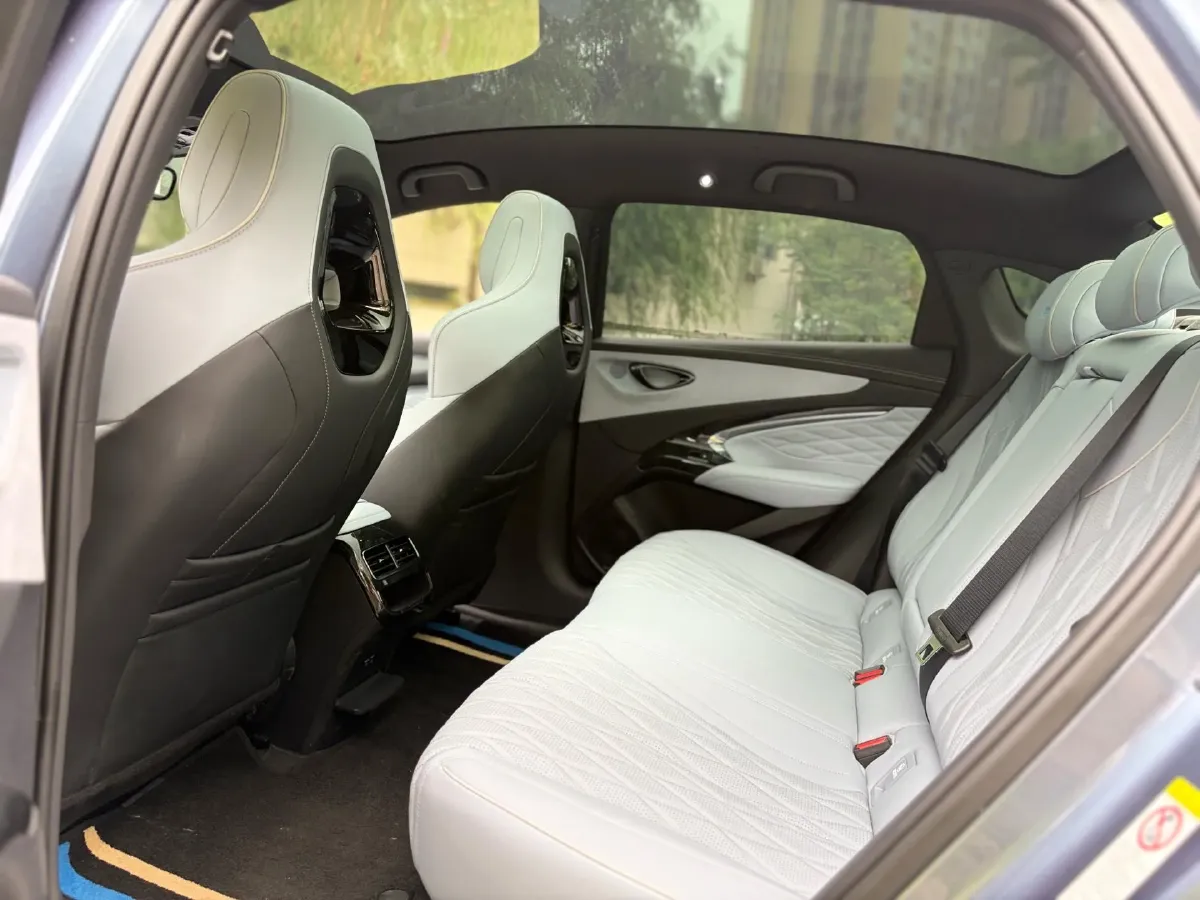 2022 MAXUS DaJia 5 BEV 70KWH,autocango,china used car exporter,china ev exporter,chinese used car exporter,chinese used ev exporter