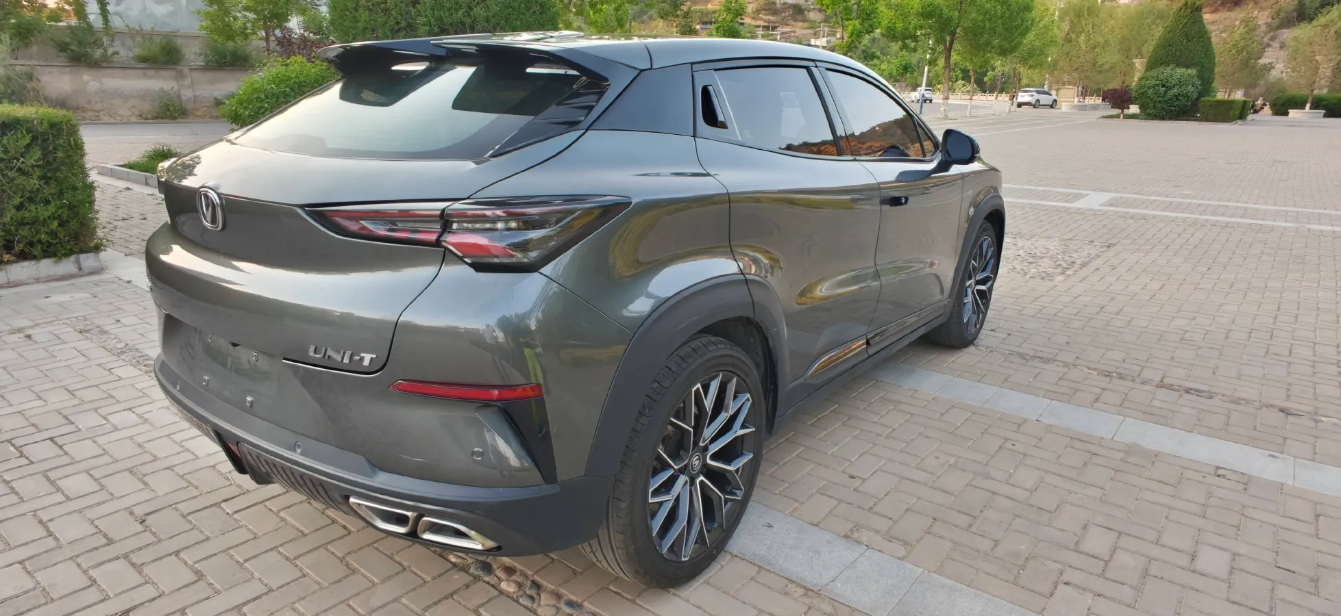 2022 ChangAn UNI-T 1.5T 188HP L4 7DCT,autocango,china used car exporter,china ev exporter,chinese used car exporter,chinese used ev exporter