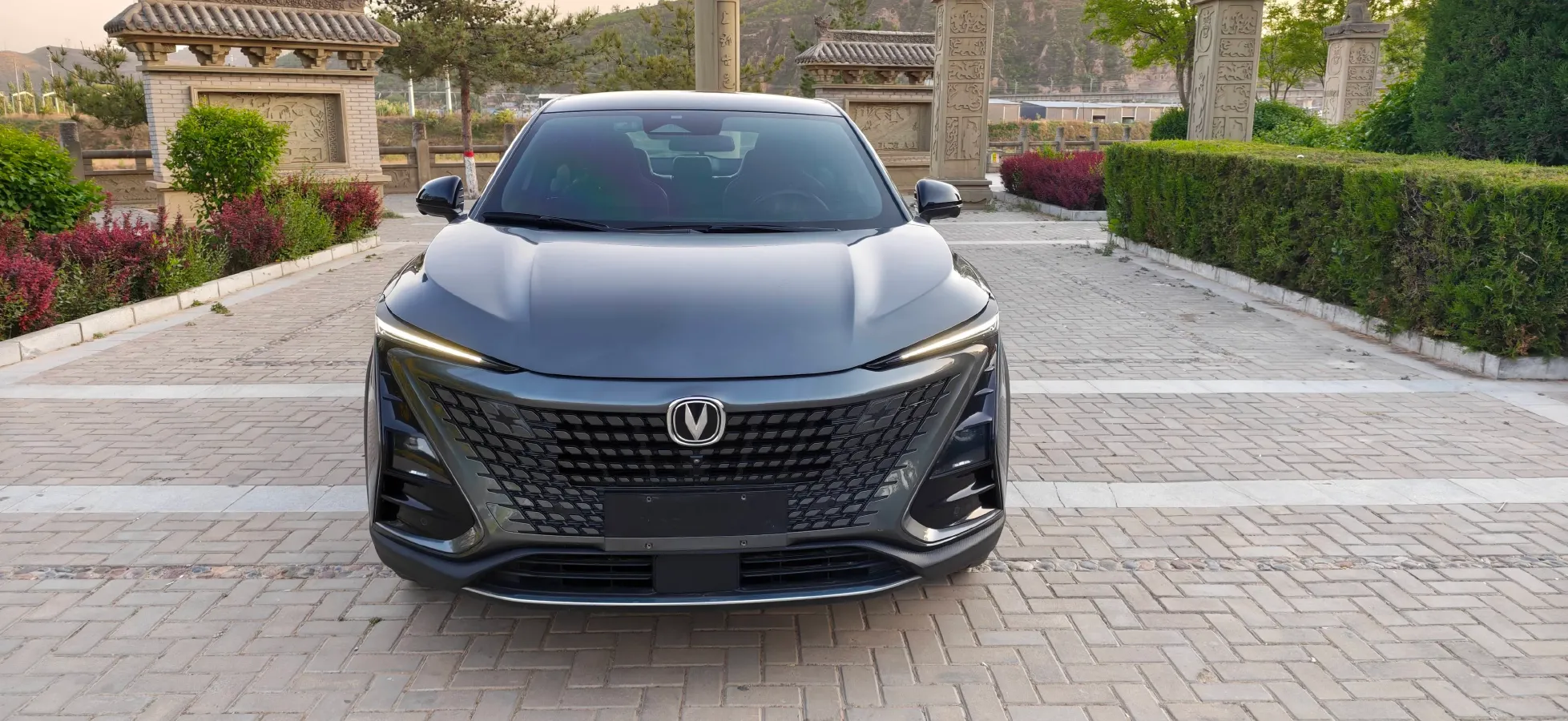 2022 ChangAn UNI-T 1.5T 188HP L4 7DCT,autocango,china used car exporter,china ev exporter,chinese used car exporter,chinese used ev exporter