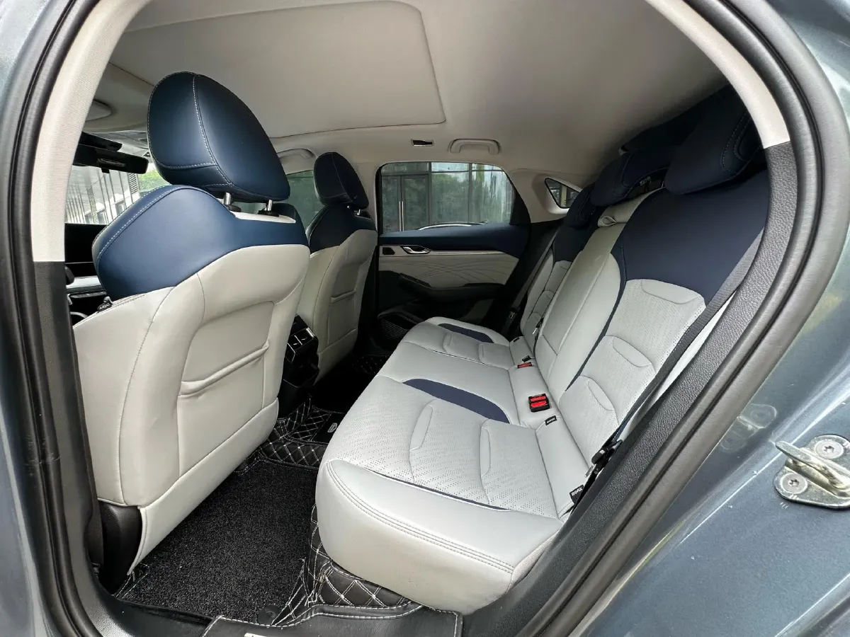 2021 Geely Preface 2.0T 190HP L4 7DCT,autocango,china used car exporter,china ev exporter,chinese used car exporter,chinese used ev exporter