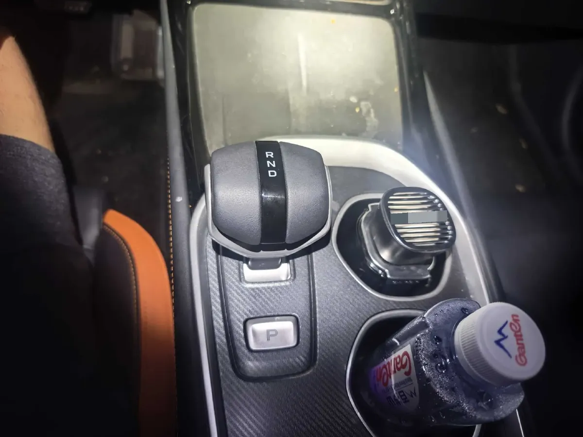 2025 ChangAn UNI-V 1.5T 192HP L4 7DCT,autocango,china used car exporter,china ev exporter,chinese used car exporter,chinese used ev exporter