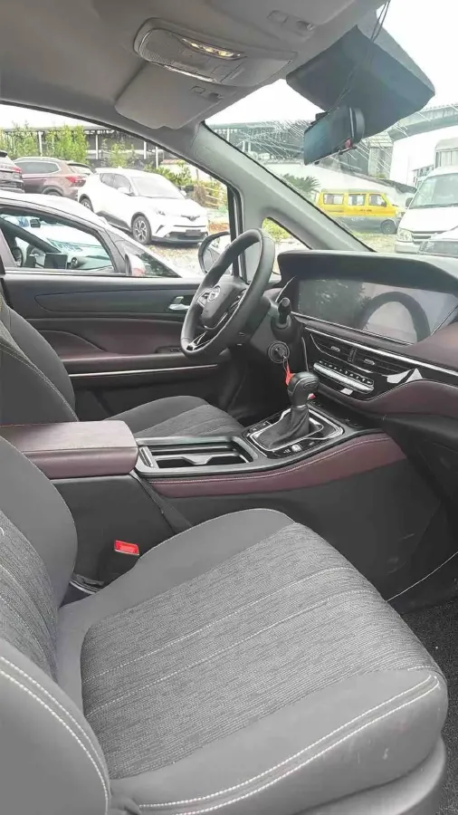 2021 GAC Trumpchi M6 1.5T 169HP L4 7DCT,autocango,china used car exporter,china ev exporter,chinese used car exporter,chinese used ev exporter