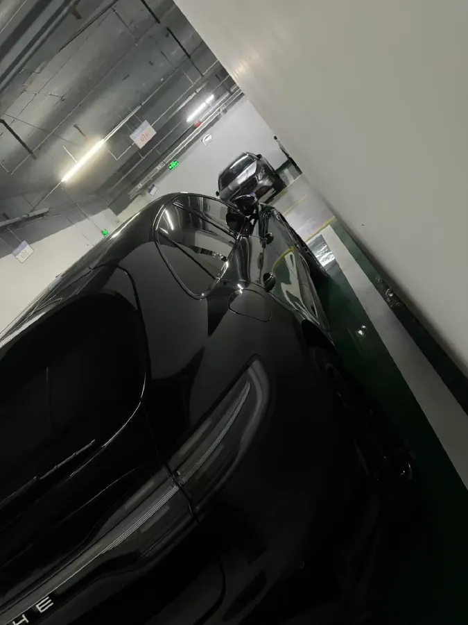 2022 Porsche Macan 2.0T 265HP L4 7DCT,autocango,china used car exporter,china ev exporter,chinese used car exporter,chinese used ev exporter