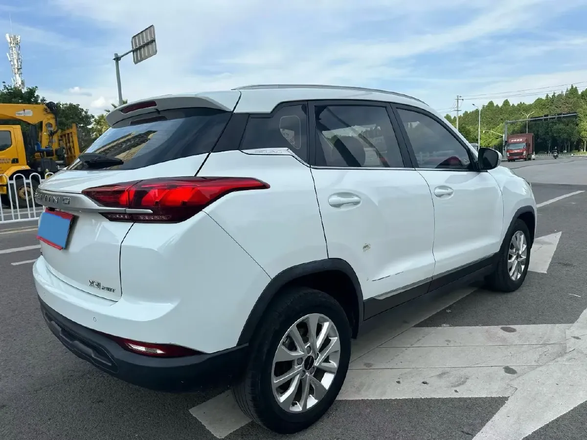 2019 BeiJing Auto X3 1.5T 150HP L4 CVT,autocango,china used car exporter,china ev exporter,chinese used car exporter,chinese used ev exporter