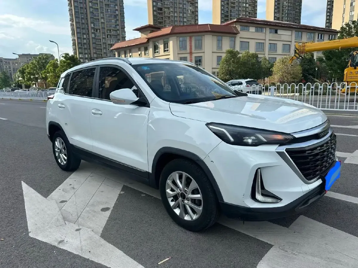 2019 BeiJing Auto X3 1.5T 150HP L4 CVT,autocango,china used car exporter,china ev exporter,chinese used car exporter,chinese used ev exporter