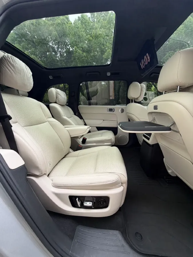 2022 Li L9 Range Extended 154HP REEV 42.6KWH,autocango,china used car exporter,china ev exporter,chinese used car exporter,chinese used ev exporter