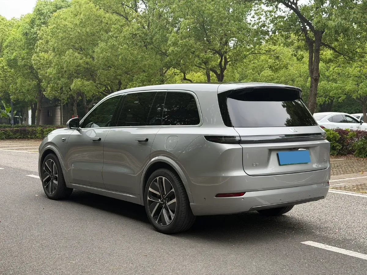 2022 Li L9 Range Extended 154HP REEV 42.6KWH,autocango,china used car exporter,china ev exporter,chinese used car exporter,chinese used ev exporter