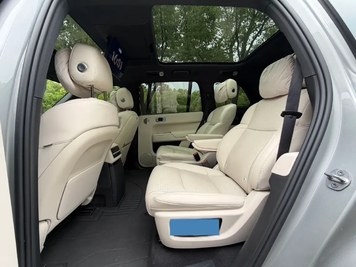 2022 Li L9 Range Extended 154HP REEV 42.6KWH,autocango,china used car exporter,china ev exporter,chinese used car exporter,chinese used ev exporter