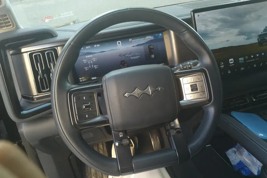 2023 FangChengBao Bao 5 1.5T 194HP L4 E-CVT PHEV 31.8KWH,autocango,china used car exporter,china ev exporter,chinese used car exporter,chinese used ev exporter