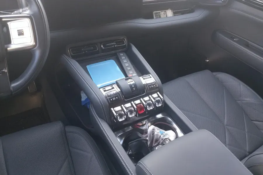 2023 FangChengBao Bao 5 1.5T 194HP L4 E-CVT PHEV 31.8KWH,autocango,china used car exporter,china ev exporter,chinese used car exporter,chinese used ev exporter