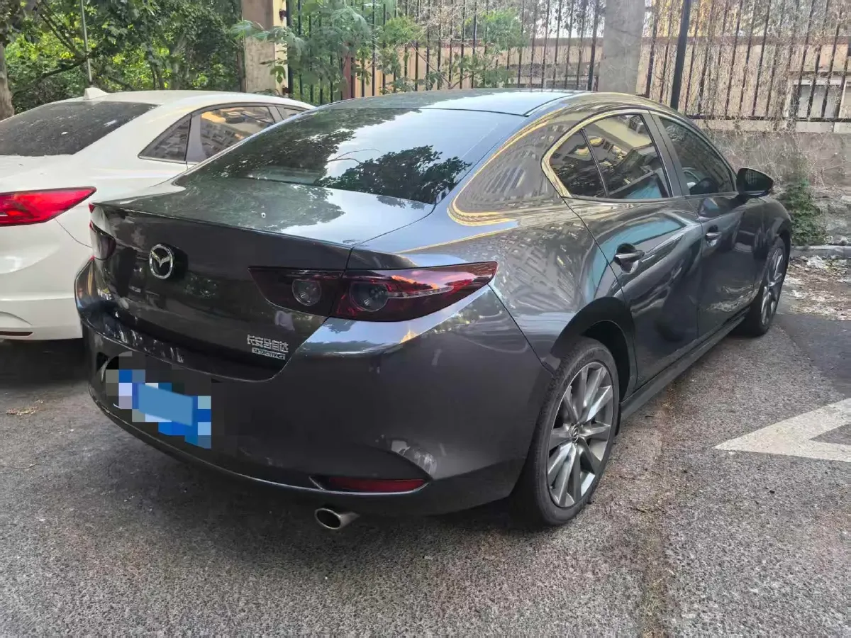 2023 Mazda 3 Axela 2.0L 158HP L4 6AT,autocango,china used car exporter,china ev exporter,chinese used car exporter,chinese used ev exporter