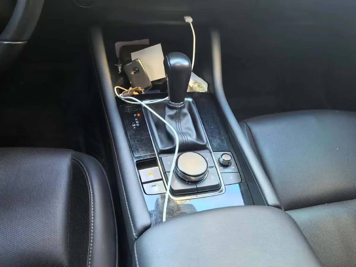 2023 Mazda 3 Axela 2.0L 158HP L4 6AT,autocango,china used car exporter,china ev exporter,chinese used car exporter,chinese used ev exporter