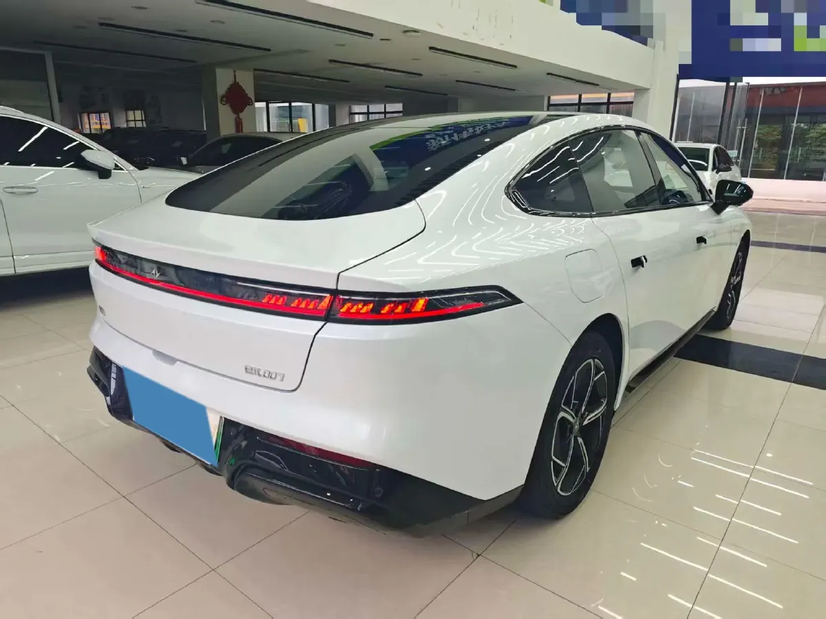 2024 DongFeng eπ eπ007 REEV 105HP REEV 28.4KWH,autocango,china used car exporter,china ev exporter,chinese used car exporter,chinese used ev exporter