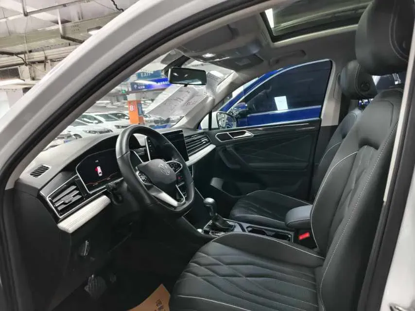 2023 Volkswagen Tiguan L 1.5T 160HP L4 7DCT,autocango,china used car exporter,china ev exporter,chinese used car exporter,chinese used ev exporter