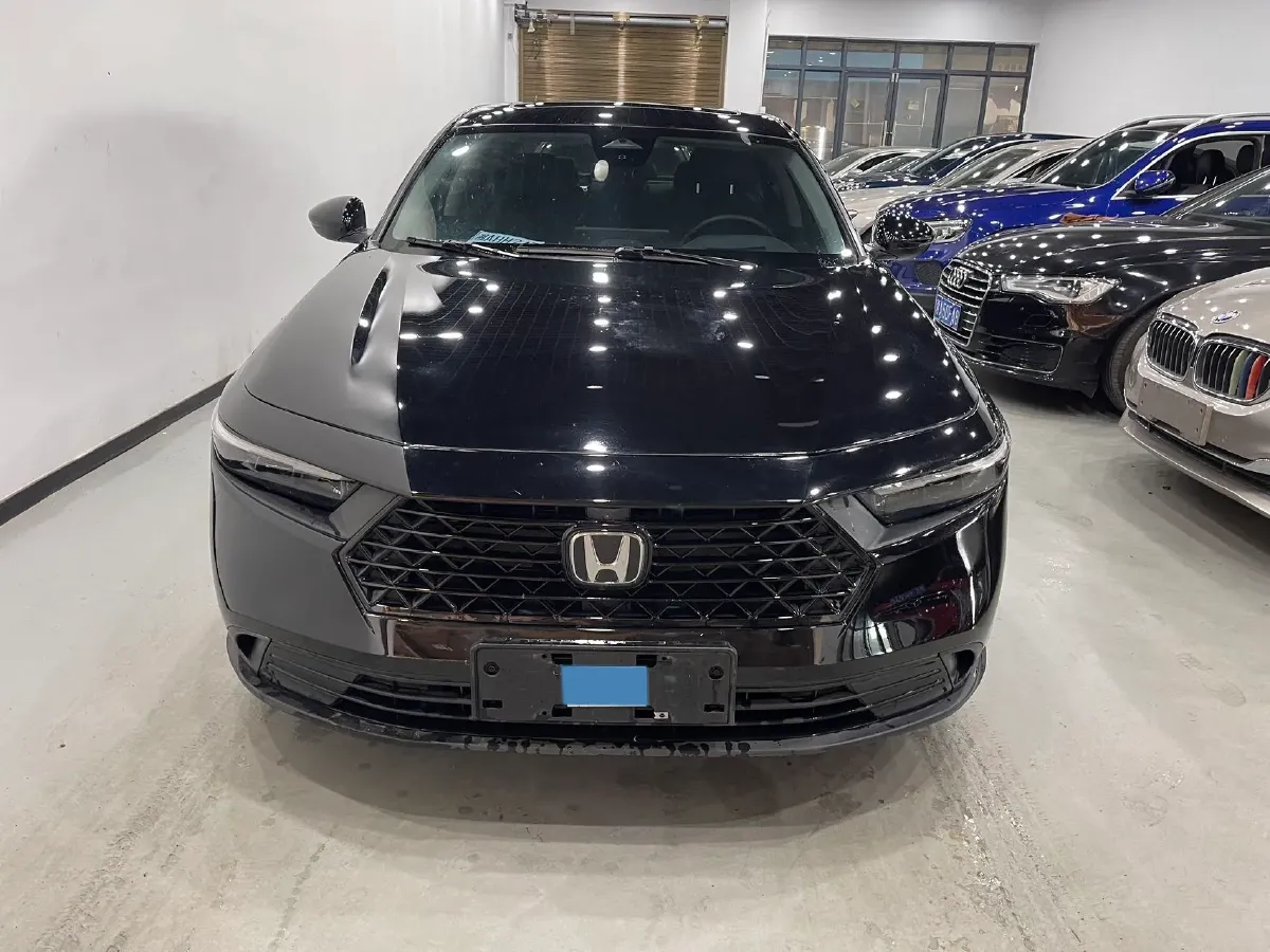 2025 Honda Accord 1.5T 192HP L4 CVT,autocango,china used car exporter,china ev exporter,chinese used car exporter,chinese used ev exporter