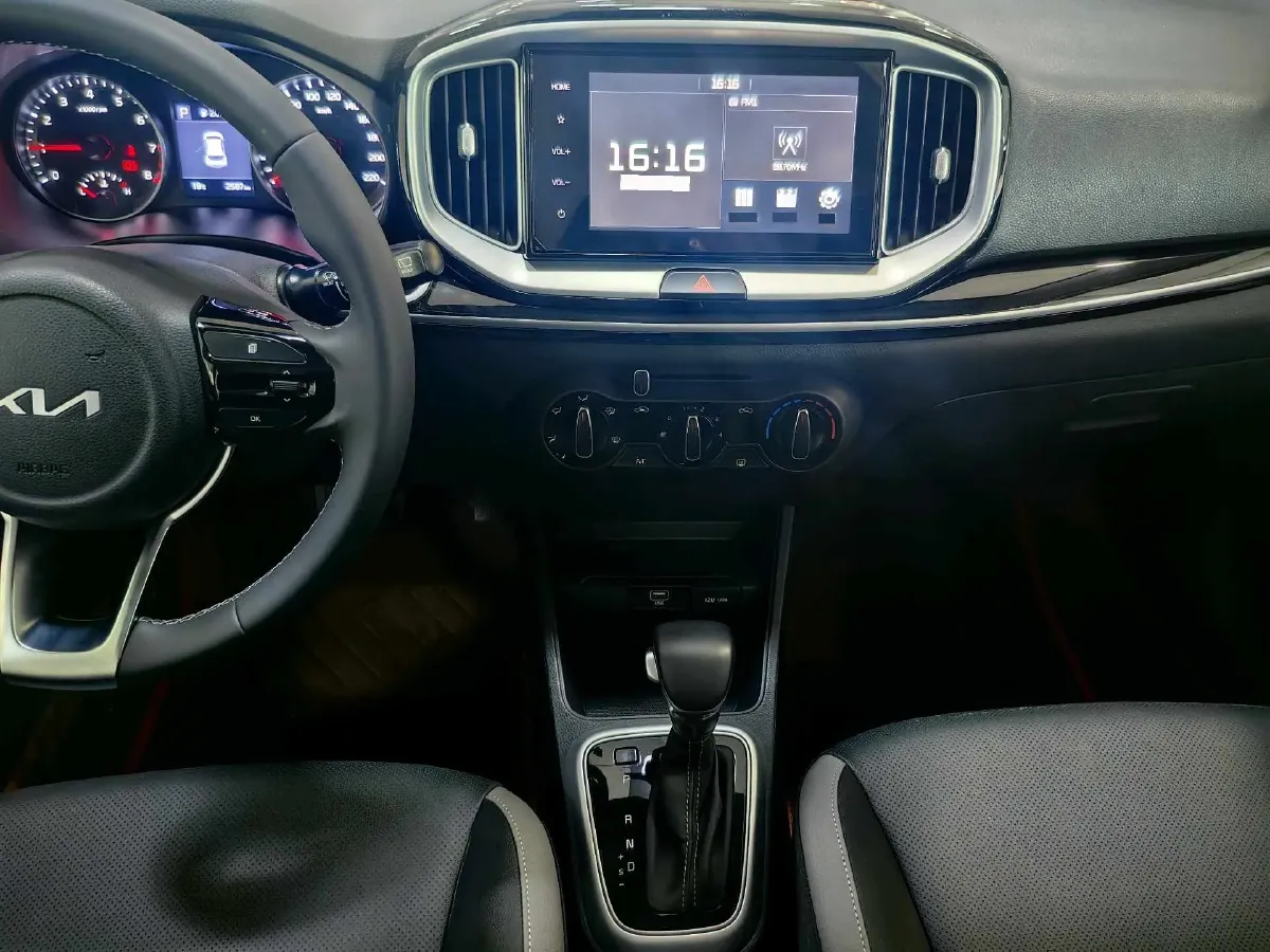 2021 Kia KX1 1.4L 100HP L4 6AT,autocango,china used car exporter,china ev exporter,chinese used car exporter,chinese used ev exporter