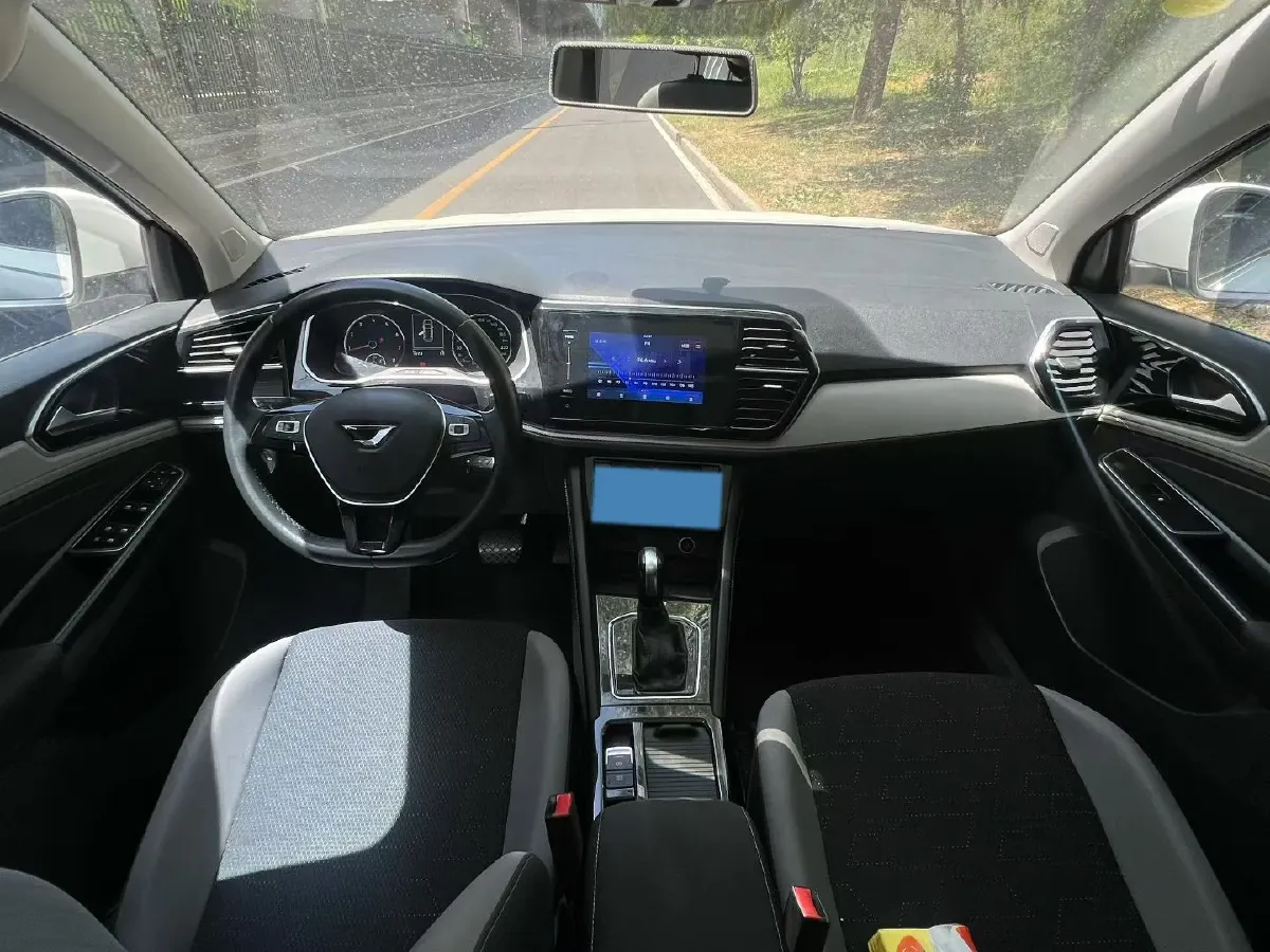 2023 Jetta VS7 1.4T 150HP L4 6AT,autocango,china used car exporter,china ev exporter,chinese used car exporter,chinese used ev exporter