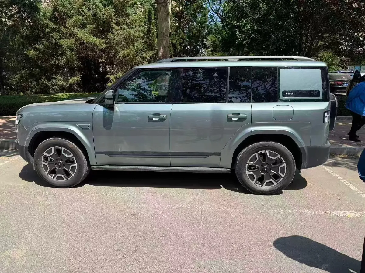 2025 FangChengBao Tai 7 1.5T 156HP L4 E-CVT PHEV,autocango,china used car exporter,china ev exporter,chinese used car exporter,chinese used ev exporter