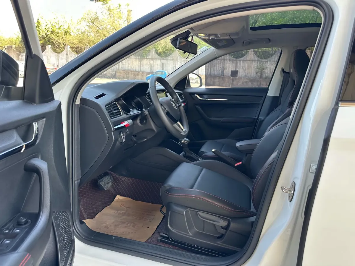 2023 Skoda Kamiq 1.5L 109HP L4 6AT,autocango,china used car exporter,china ev exporter,chinese used car exporter,chinese used ev exporter