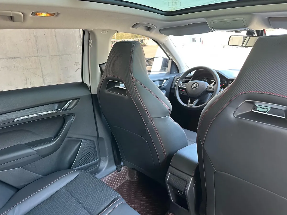 2023 Skoda Kamiq 1.5L 109HP L4 6AT,autocango,china used car exporter,china ev exporter,chinese used car exporter,chinese used ev exporter