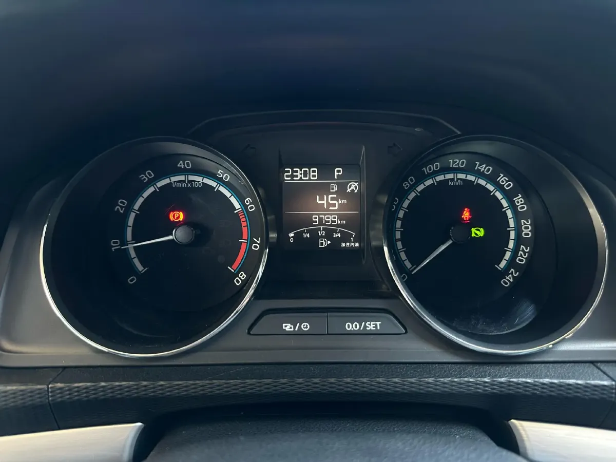 2023 Skoda Kamiq 1.5L 109HP L4 6AT,autocango,china used car exporter,china ev exporter,chinese used car exporter,chinese used ev exporter