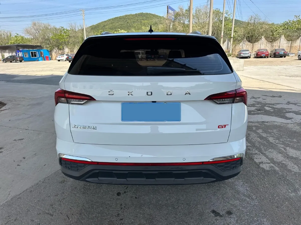 2023 Skoda Kamiq 1.5L 109HP L4 6AT,autocango,china used car exporter,china ev exporter,chinese used car exporter,chinese used ev exporter