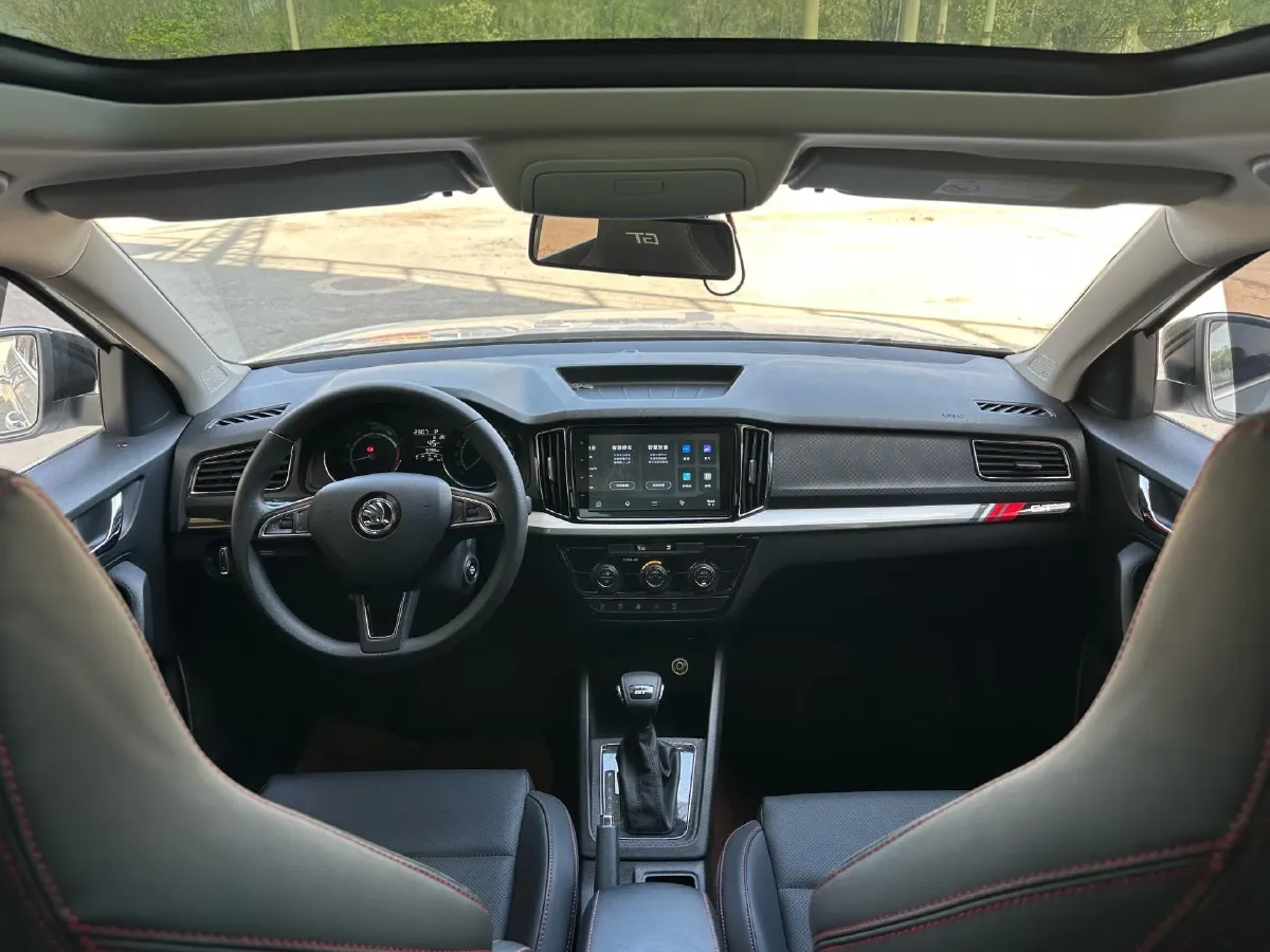 2023 Skoda Kamiq 1.5L 109HP L4 6AT,autocango,china used car exporter,china ev exporter,chinese used car exporter,chinese used ev exporter