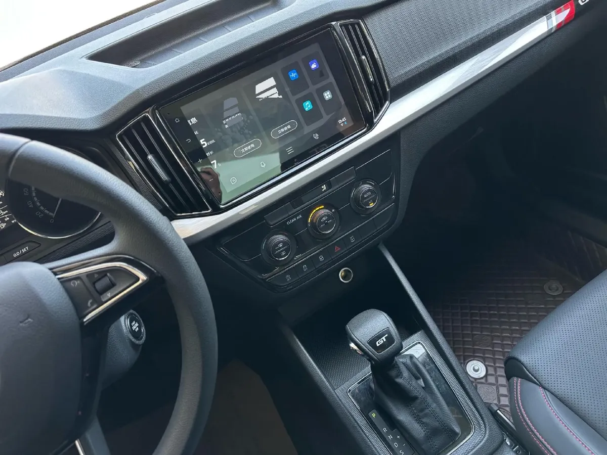 2023 Skoda Kamiq 1.5L 109HP L4 6AT,autocango,china used car exporter,china ev exporter,chinese used car exporter,chinese used ev exporter