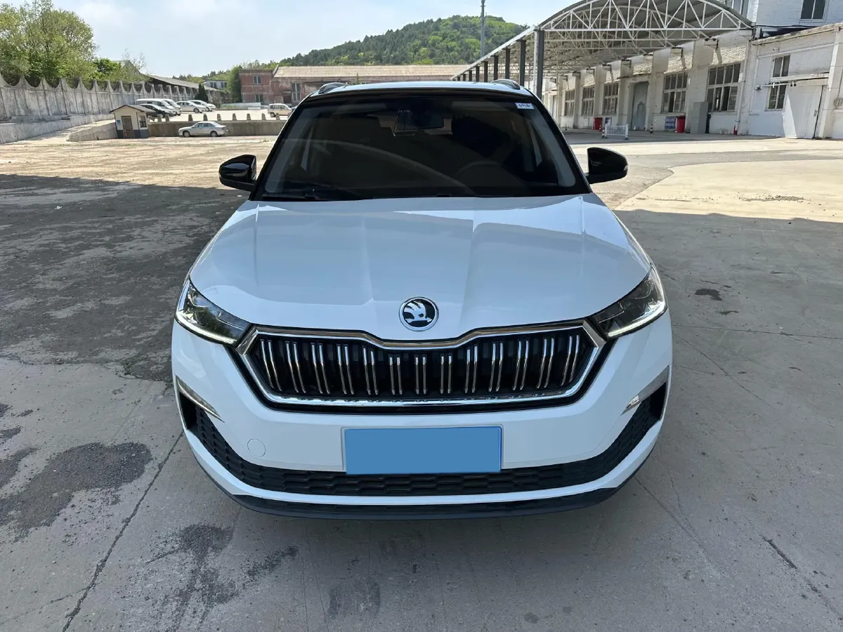 2023 Skoda Kamiq 1.5L 109HP L4 6AT,autocango,china used car exporter,china ev exporter,chinese used car exporter,chinese used ev exporter