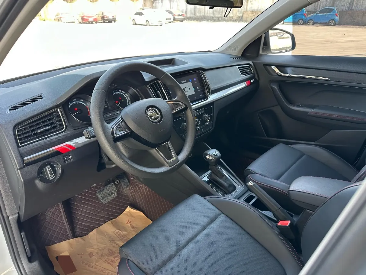 2023 Skoda Kamiq 1.5L 109HP L4 6AT,autocango,china used car exporter,china ev exporter,chinese used car exporter,chinese used ev exporter