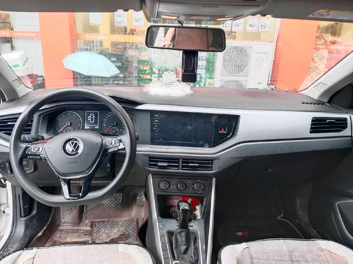 2023 Volkswagen Polo 1.5L 113HP L4 6AT,autocango,china used car exporter,china ev exporter,chinese used car exporter,chinese used ev exporter