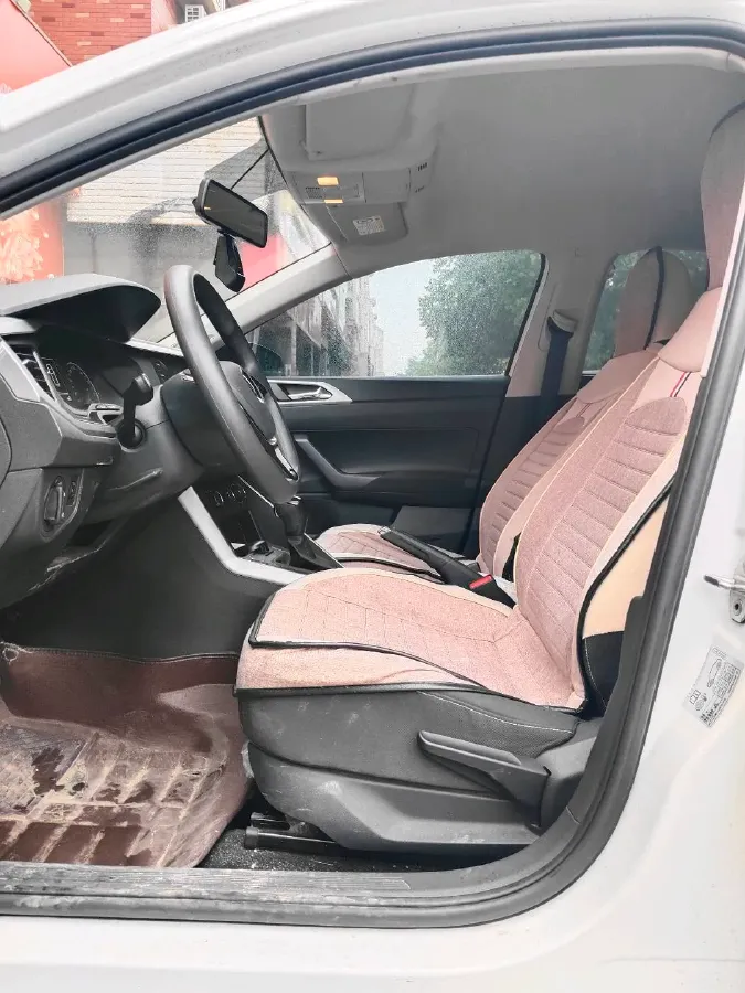 2023 Volkswagen Polo 1.5L 113HP L4 6AT,autocango,china used car exporter,china ev exporter,chinese used car exporter,chinese used ev exporter