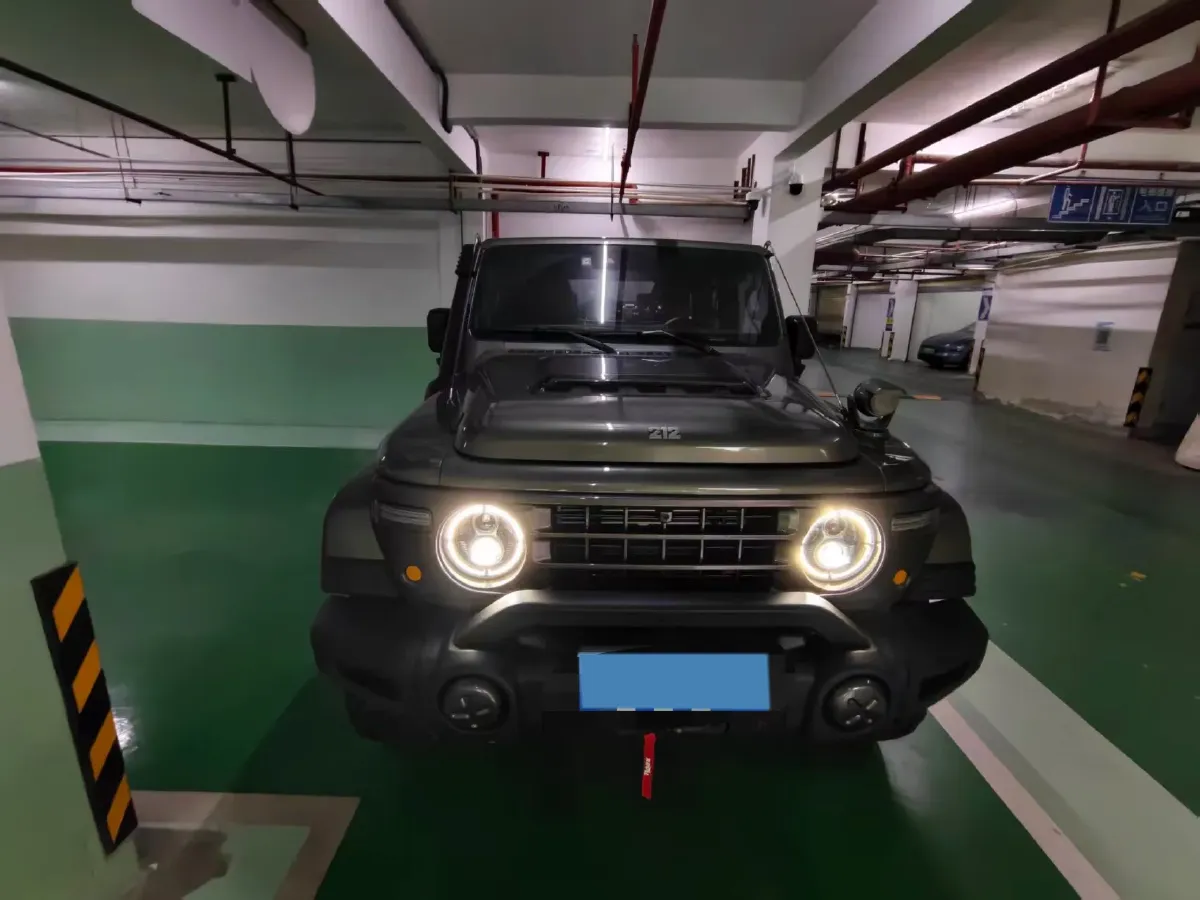 2025 212 212 T01 2.0T 252HP L4 8AT,autocango,china used car exporter,china ev exporter,chinese used car exporter,chinese used ev exporter