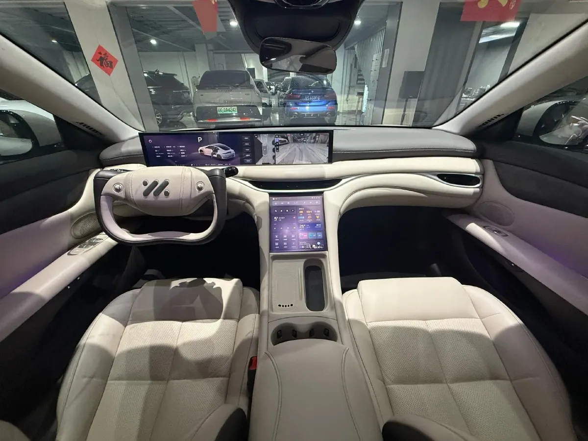 2024 IM L6 BEV 75KWH,autocango,china used car exporter,china ev exporter,chinese used car exporter,chinese used ev exporter