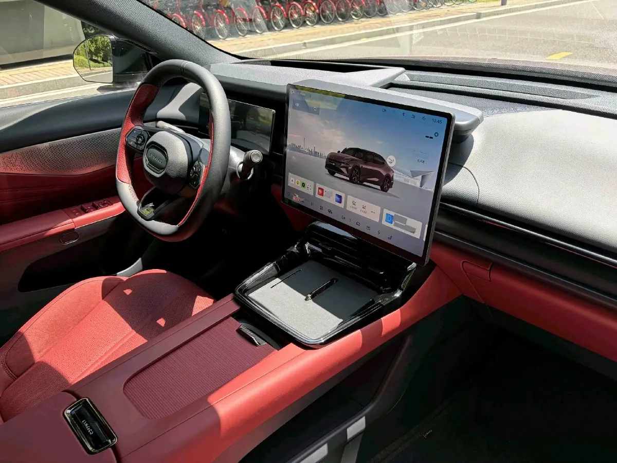 2026 LYNK&CO 07 EM-P 1.5T 163HP L4 3DHT PHEV,autocango,china used car exporter,china ev exporter,chinese used car exporter,chinese used ev exporter