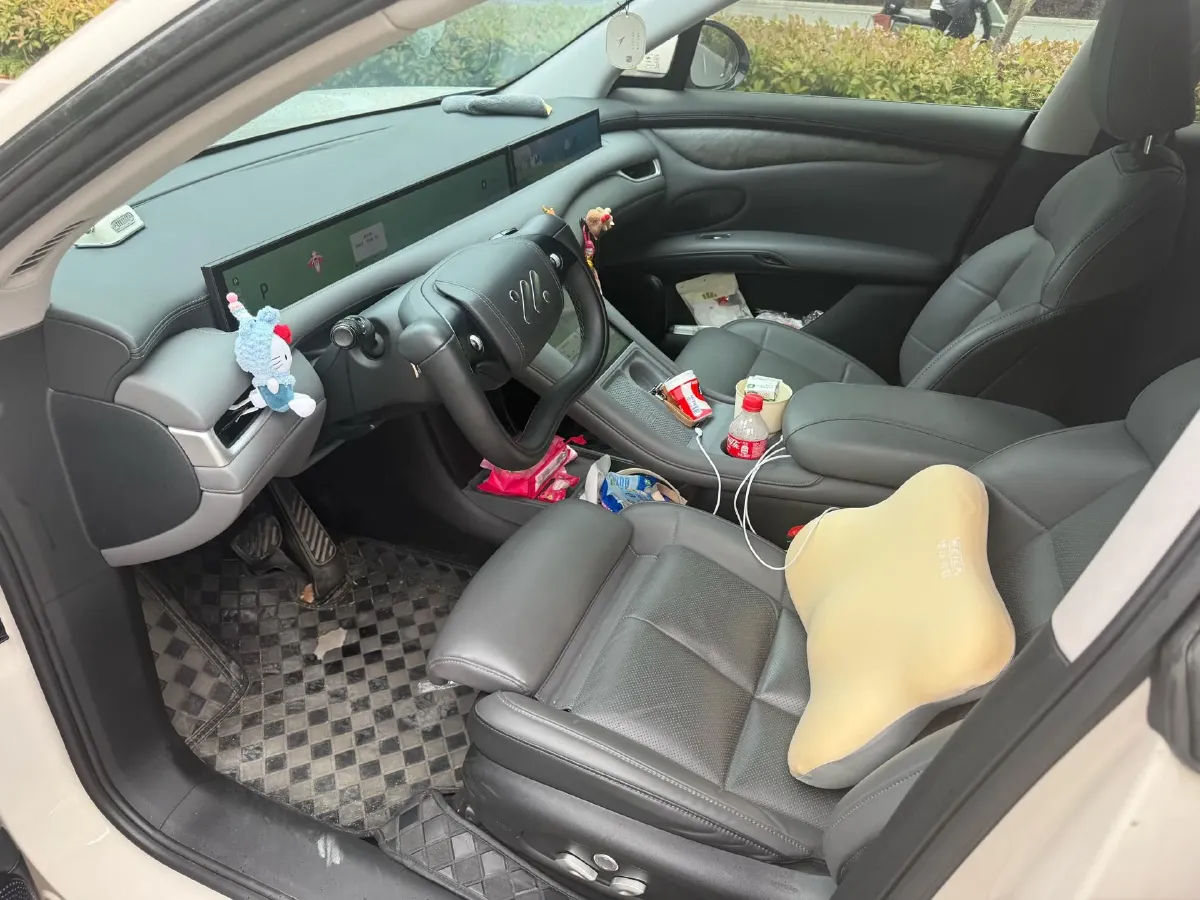 2023 IM LS6 BEV 71KWH,autocango,china used car exporter,china ev exporter,chinese used car exporter,chinese used ev exporter