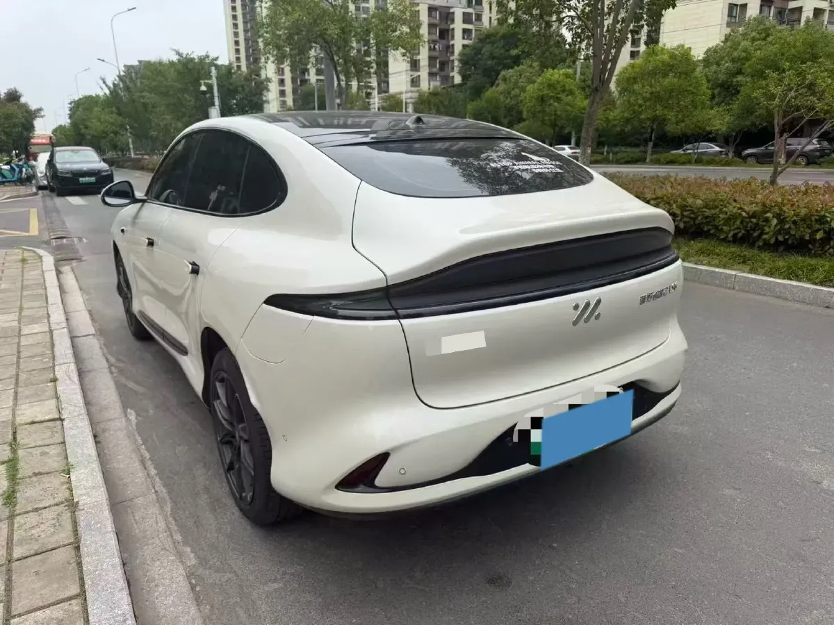2023 IM LS6 BEV 71KWH,autocango,china used car exporter,china ev exporter,chinese used car exporter,chinese used ev exporter